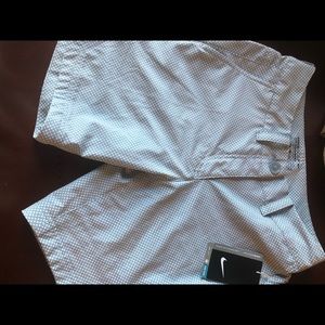 Nike dri fit golf shorts size 0
